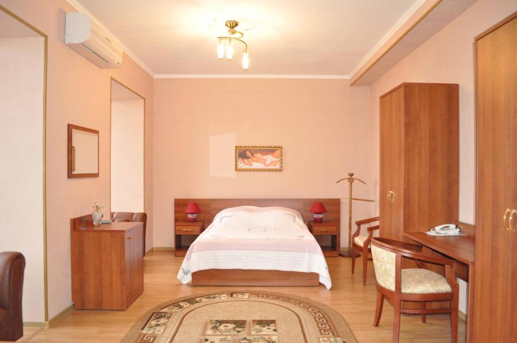 Airport Astrakhan Room photo